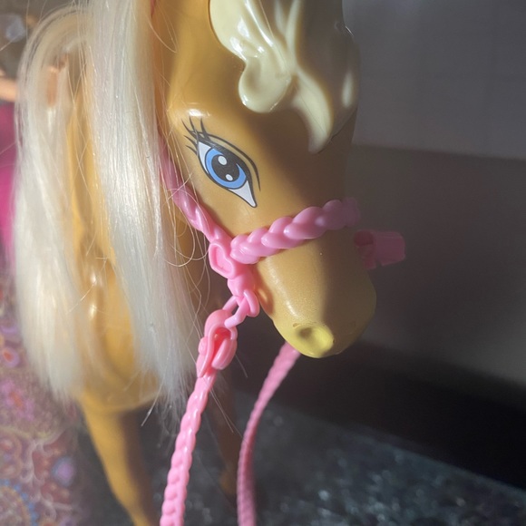 Barbie doll horses (2 included) *with free gift* - Picture 6 of 14